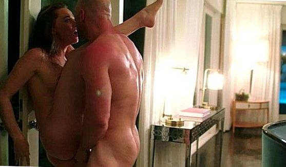Развратные стройняшки Leigh Livingston и Viki La Vie, порно видео