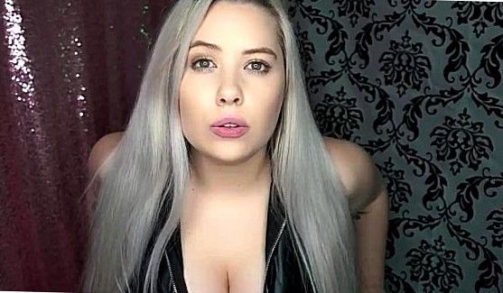Жаркая брюнетка Helena с клевой грудью и в целом крутым телом позирует перед камерой, порно видео