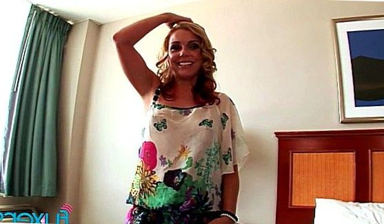 Стриптиз брюнетки, порно видео