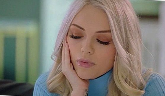 Куннилингус: Плохая ученица, порно видео