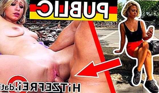 Она страстно отсосала член и после занялась сексом в позе наездницы, засовывая пальчик себе в попку, порно видео