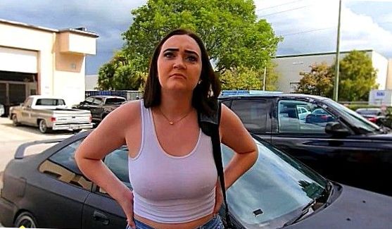 Трах и Ебля: Худенькая девченка в шикарном белье, порно видео