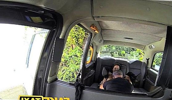 Горячий душ, порно видео