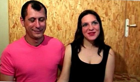 Мужик и подумать не мог, что девушки задумали устроить секс втроем с анальным проникновением, когда переступил порог дома, порно видео